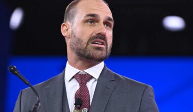 le fils de Bolsonaro, Eduardo, perd son mandat de député après son lobbying aux États-Unis