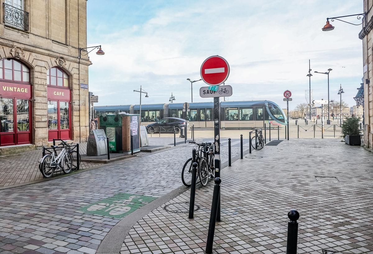 fin du casse-tête du « double sens interdit » porte Cailhau