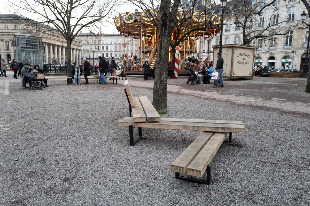 Si les aménagements transitoires remportent l’adhésion d’ici 2027, leur esthétique sera revue avec « des matériaux pérennes, adaptés à ce site patrimonial »