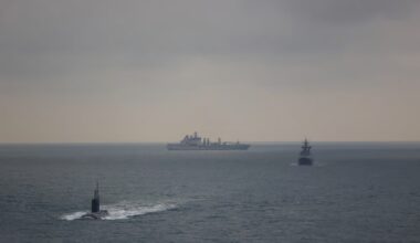 Un sous-marin russe a suivi un navire espion dans les eaux irlandaises et britanniques