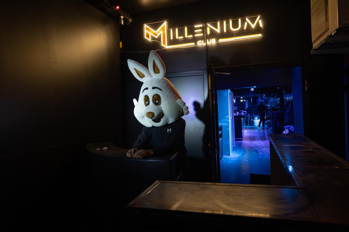 quelle est cette nouvelle boîte de nuit « chic » qui s’installe rue Sainte-Catherine pour le Nouvel An ?