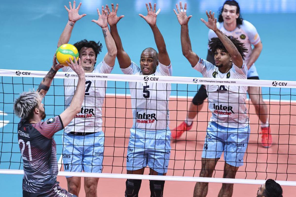 Tours s'incline à Ankara pour son entrée en lice en Ligue des champions