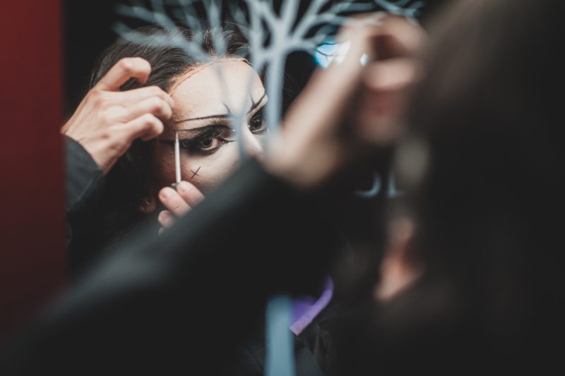 Drag show Drag queen Arï Marley