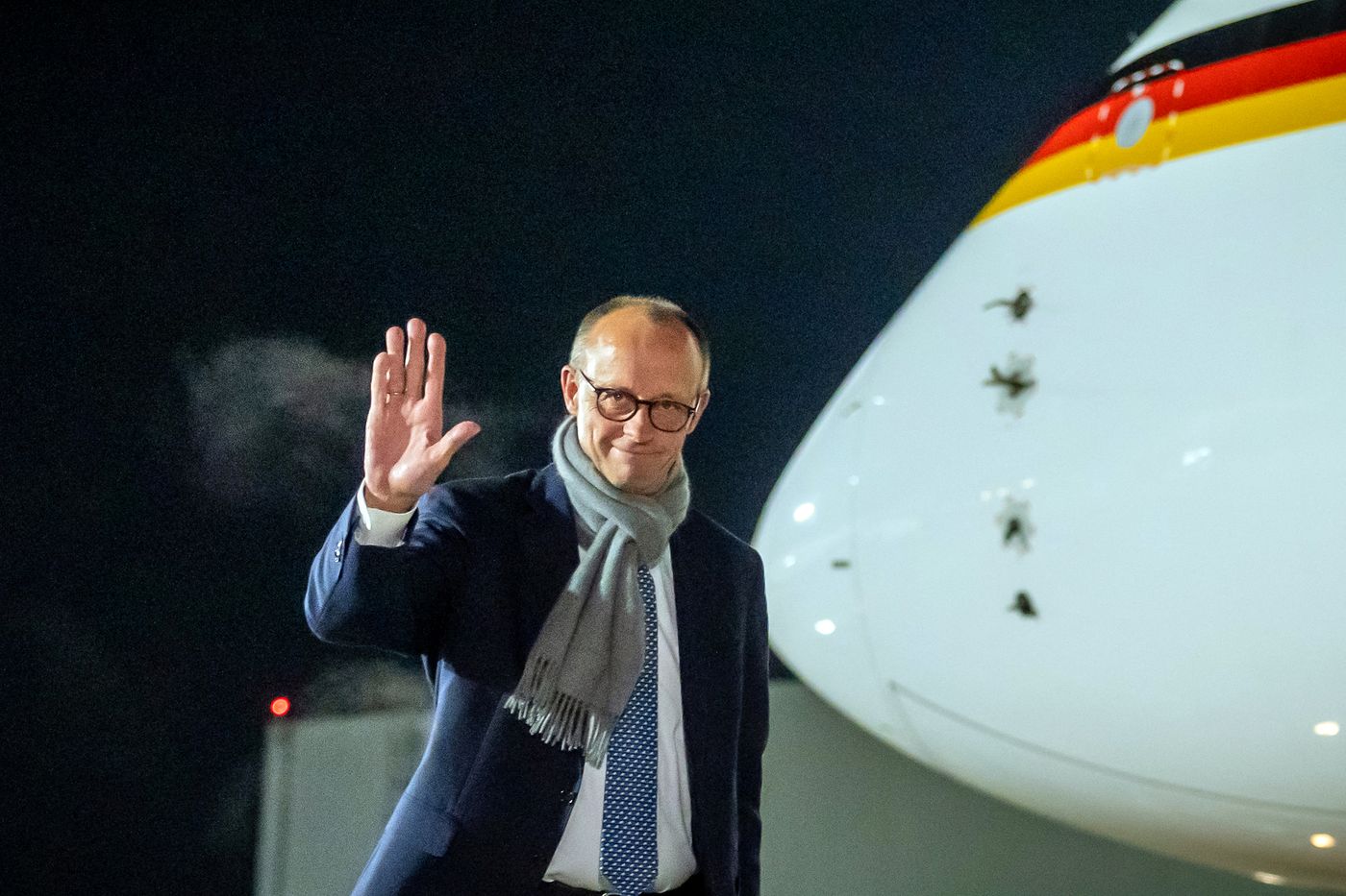 pourquoi cette visite suscite la controverse en Allemagne ?