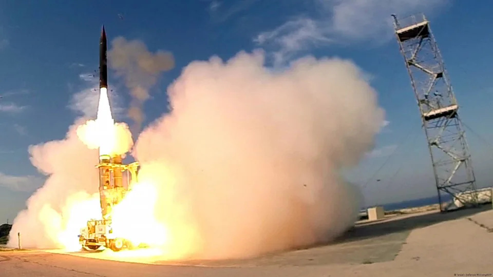 Lancement d'un missile intercepteur Arrow 3 depuis une base israélienne<span class="copyright">Israeli Defence Ministry/AFP</span>