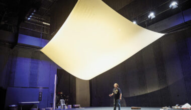 Gwenaël Morin enfile l’armure de Don Quichotte au théâtre des Célestins