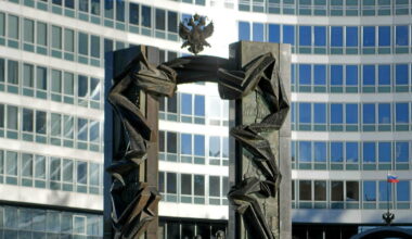 La violente et étrange mise en garde des services secrets russes à la France