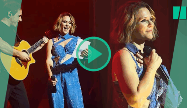 Lorie a reçu une belle surprise de ses fans au Trianon pour ses 20 ans de carrière