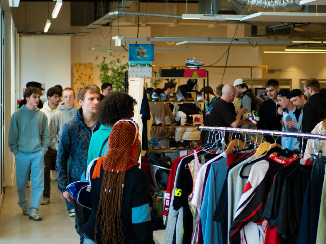 À Lille, un immense marché de créateurs s'installe pour sauver les cadeaux de Noël