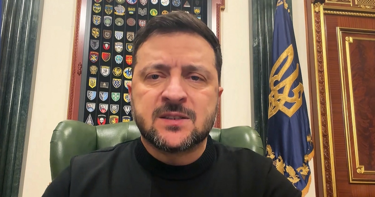 Volodymyr Zelensky, ici photographié le 23 décembre 2025 à Kiev (Ukraine), vient de dévoiler la dernière mouture du plan de paix américain pour mettre fin à la guerre de son pays face à la Russie.