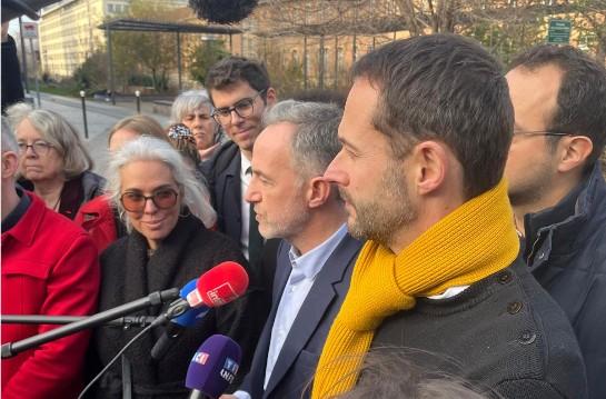 sur le terrain, Emmanuel Grégoire et David Belliard mettent en scène leur alliance