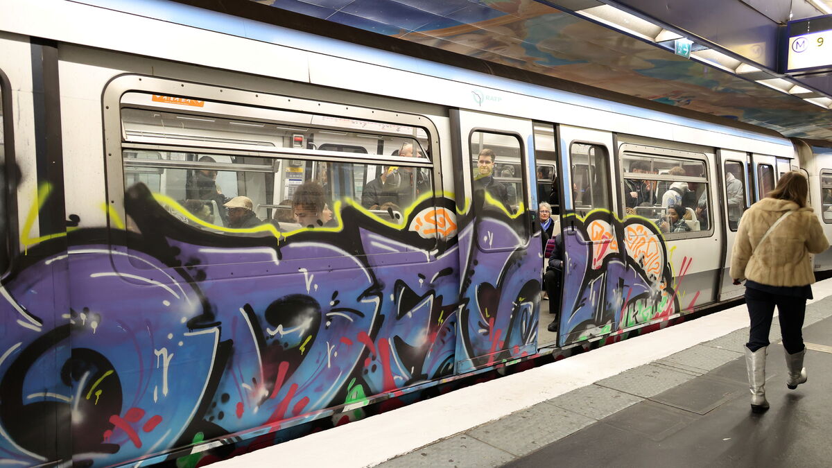Créteil : onze personnes interpellées pour avoir tagué des rames de métro
