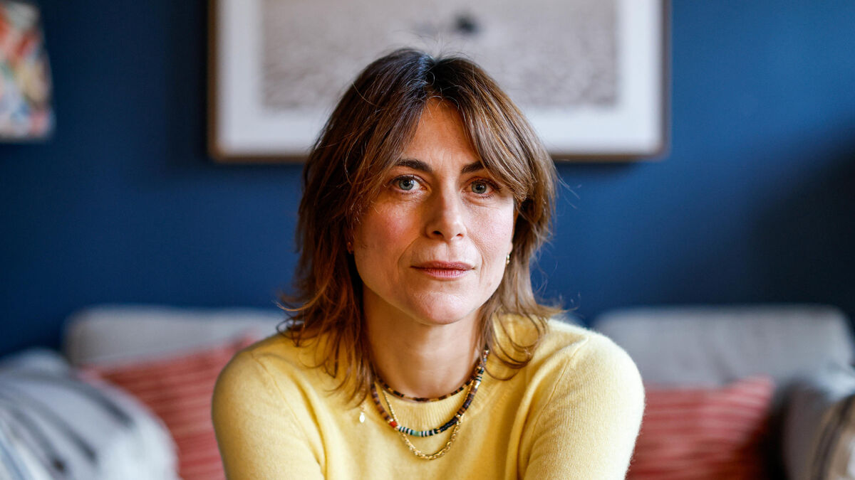 « Ce n’était pas facile de vivre avec ce secret » : elle retrace l’histoire de ses parents toxicomanes morts du sida