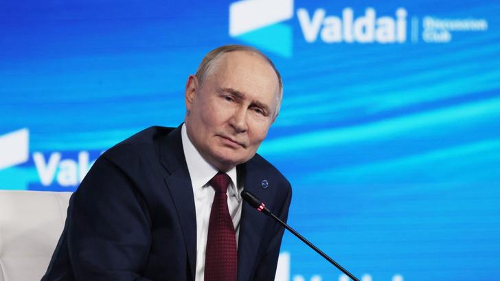 L’attaque sur la résidence de Poutine est surtout un atout pour Moscou, qui annonce déjà des représailles (Vladimir Poutine, ici le 2 octobre 2025)