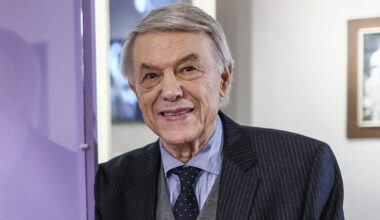 13 993 mémos vocaux dans son téléphone, le chanteur loin de prendre sa retraite