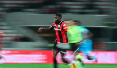 Le joueur de l'OGC Nice Jérémie Boga joue contre le SC Fribourg, le 6 novembre 2025 à Nice (Alpes-Maritimes)