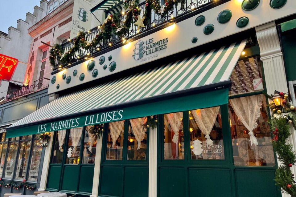 Alerte nouvelle adresse dans Lille : un plongeon dans le passé vous attend aux Marmites Lilloises où vous attendent des recettes traditionnelles et de la convivialité.