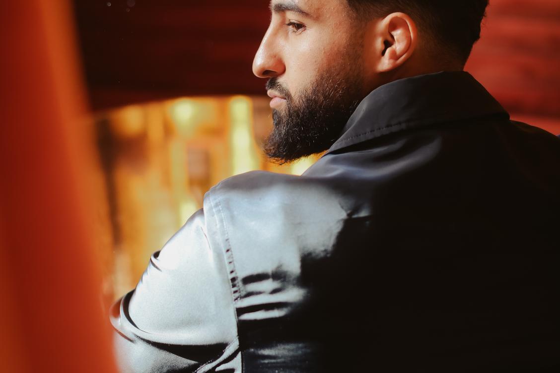 un infirmier et sculpteur antibois fait une exposition en Arabie saoudite