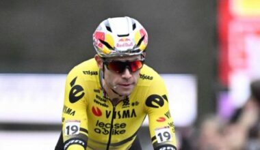 Cyclo-cross : Van der Poel regrette ses erreurs, Van Aert ses crevaisons : Sports