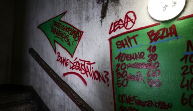 Sur les points de deal à Marseille, des ados traités comme des "esclaves modernes"