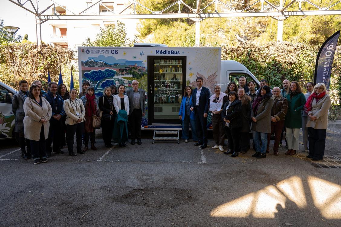 Un nouveau bus culturel pour les villages isolés de l’arrière-pays niçois