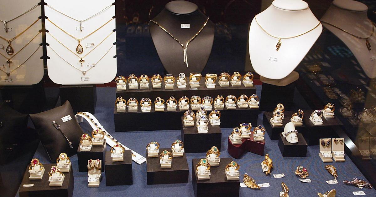 des convoyeurs de bijoux braqués, un saphir de 150.000 euros dans la nature