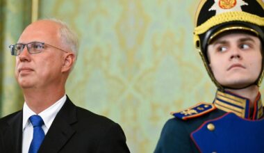 EN DIRECT, guerre en Ukraine : l’émissaire russe Kirill Dmitriev annonce se rendre à Miami, où des discussions ont débuté pour tenter de mettre fin au conflit - Le Monde.fr