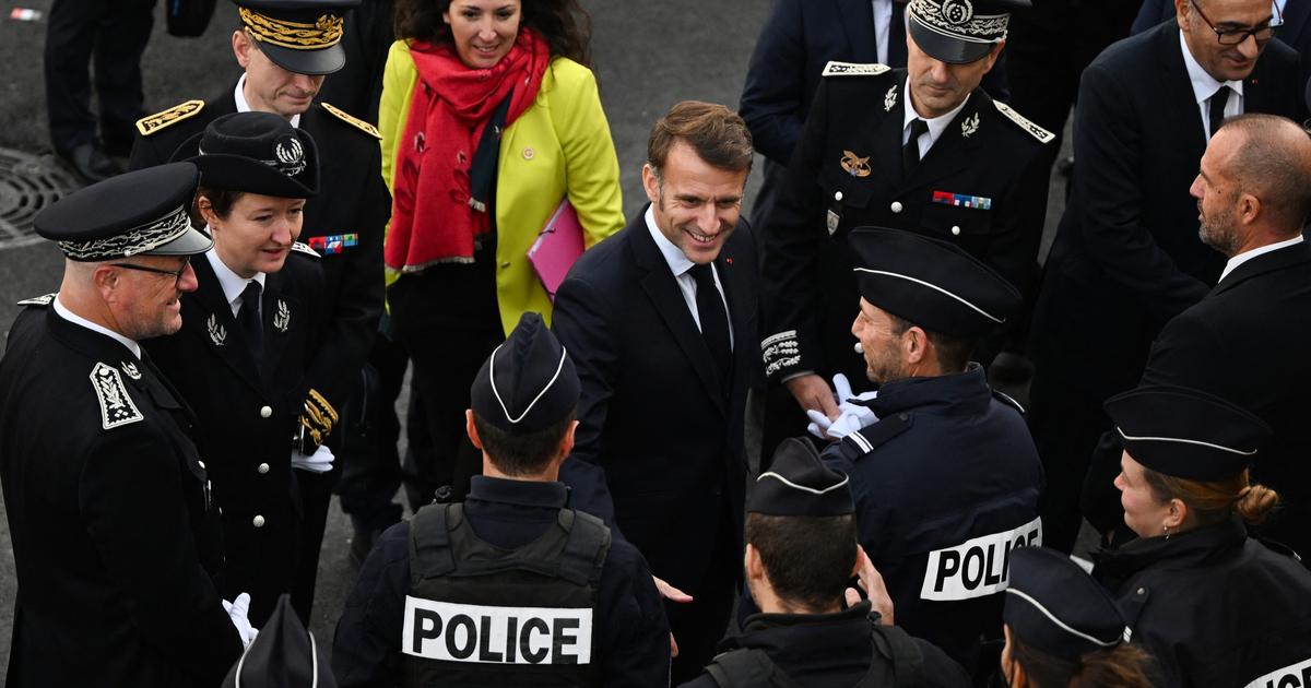 à Marseille, Emmanuel Macron fait valoir « l’engagement de l’État » dans une ville sceptique et angoissée