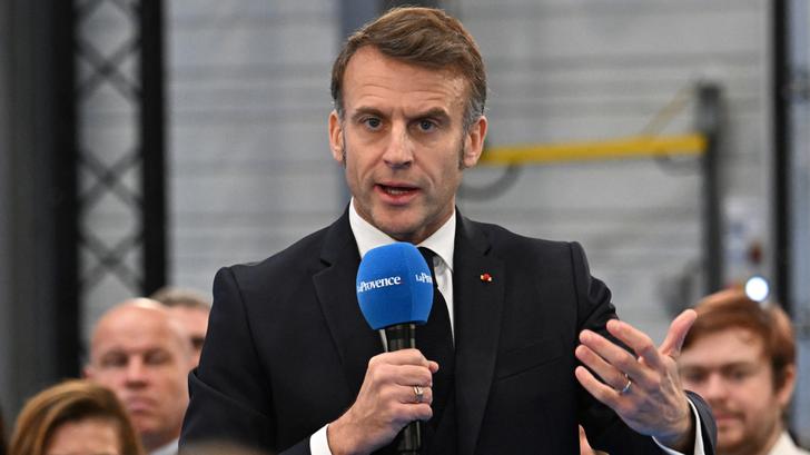 Emmanuel Macron lors d’un échange à Marseille le 16 décembre 2025.