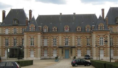 la préfecture refuse la démission du maire s'opposant à un mariage d’un étranger sous OQTF