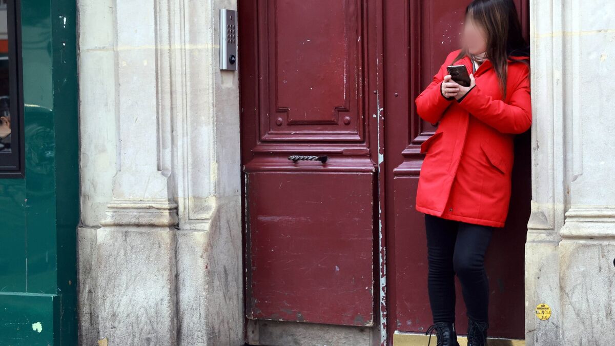 « Je ne vais jamais voir la police » : entre violences et non-dits, la grande peur des prostituées chinoises à Paris