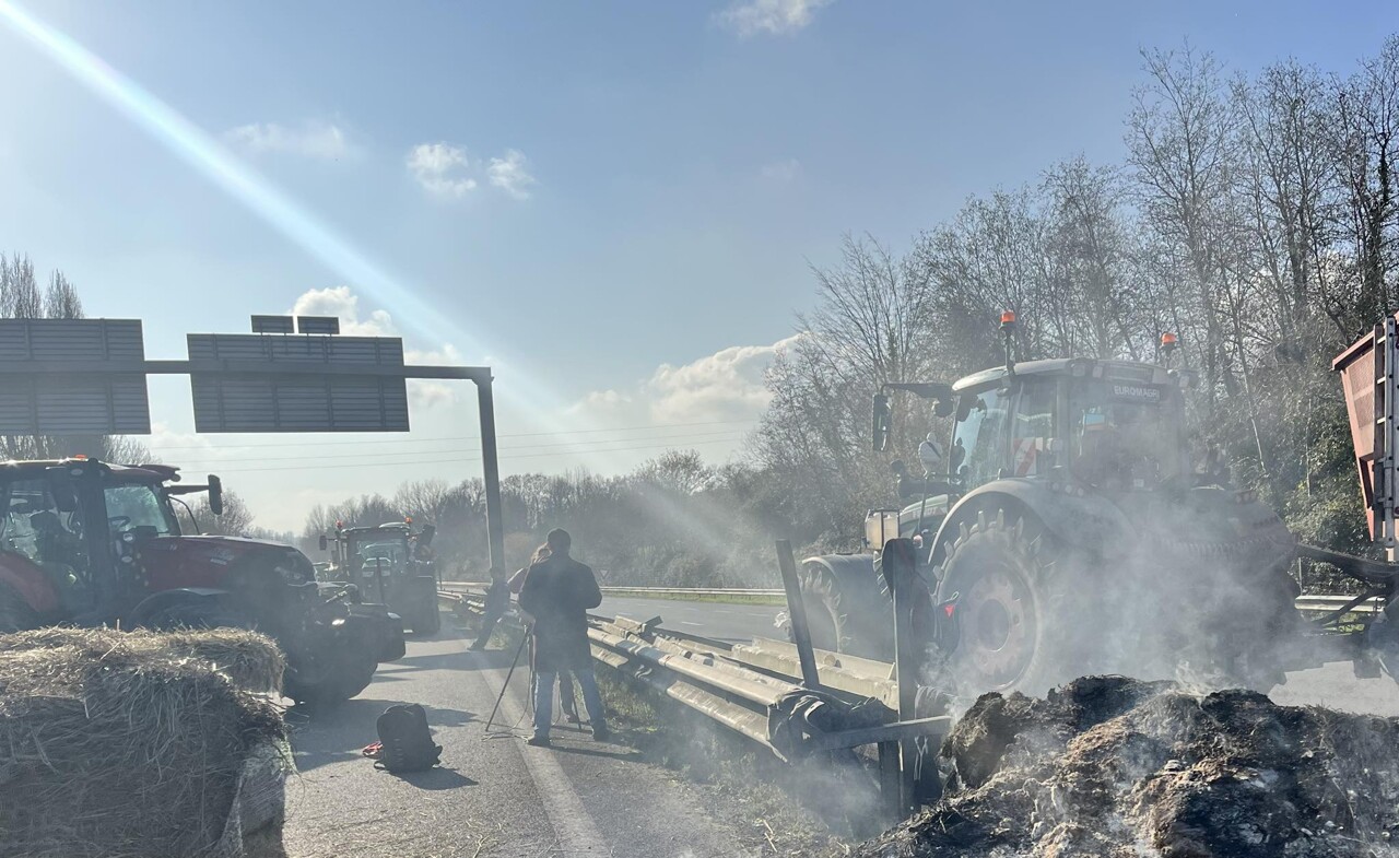 l’A64 reste fermée et la pagaille est annoncée sur l'A63 direction l'Espagne