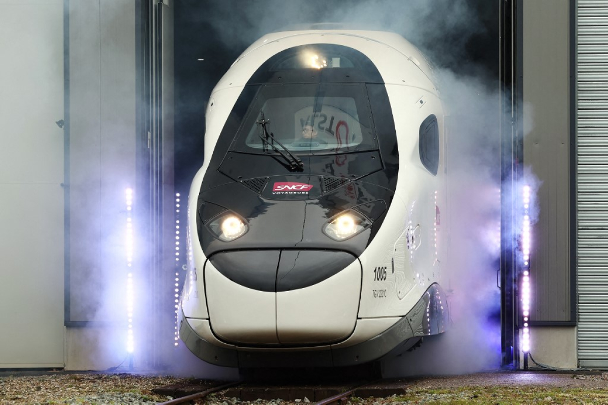 TGV M : pourquoi les nouvelles rames "révolutionnaires" du train à grande vitesse n'arriveront qu'à l'été 2026 - 10/12/2025 à 17:40