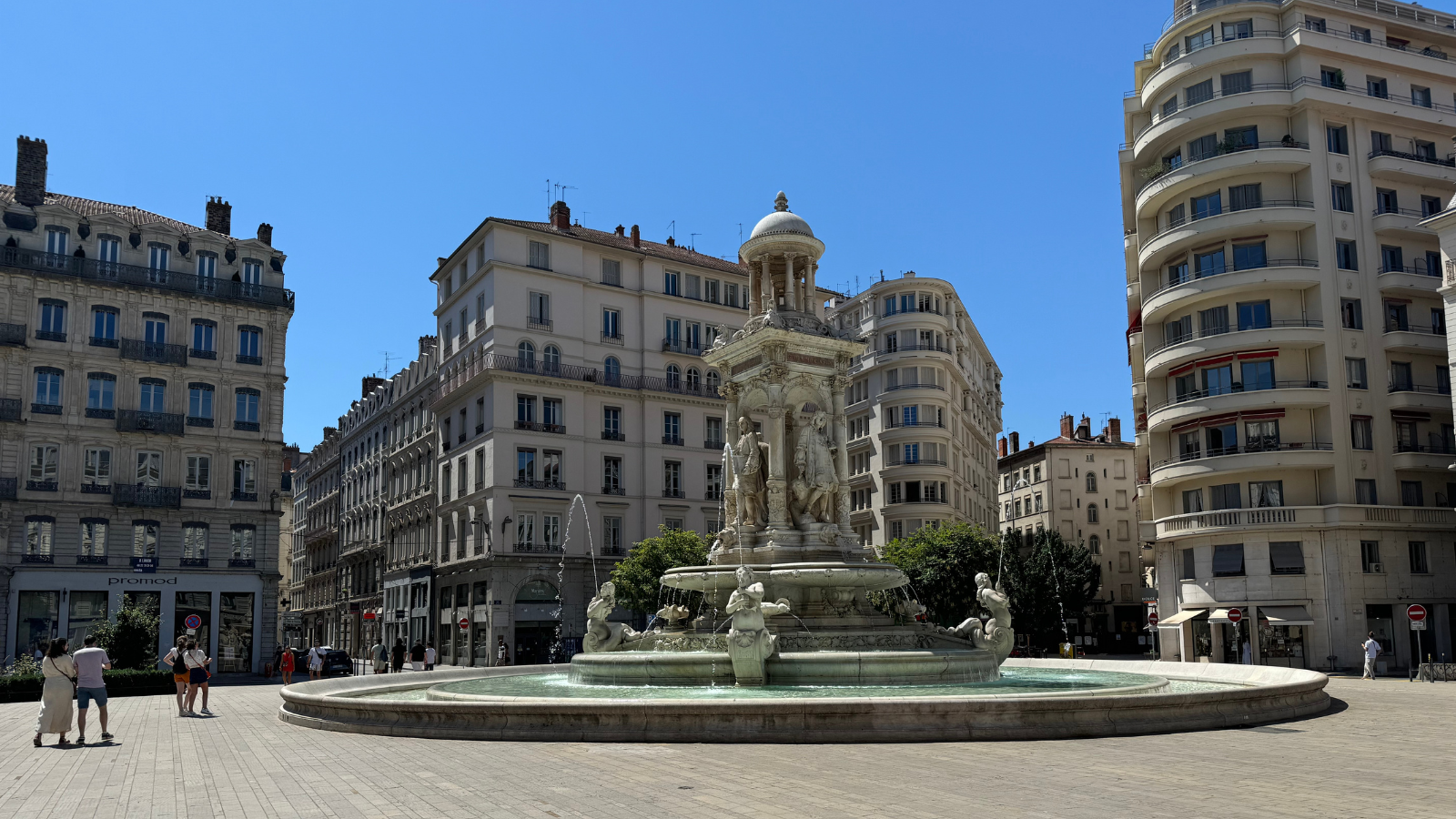 Lyon : pourquoi une piste de roller va s'installer en plein centre-ville ?