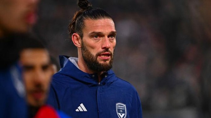 Ex-Girondins : Andy Carroll toujours en forme, auteur d’un triplé express