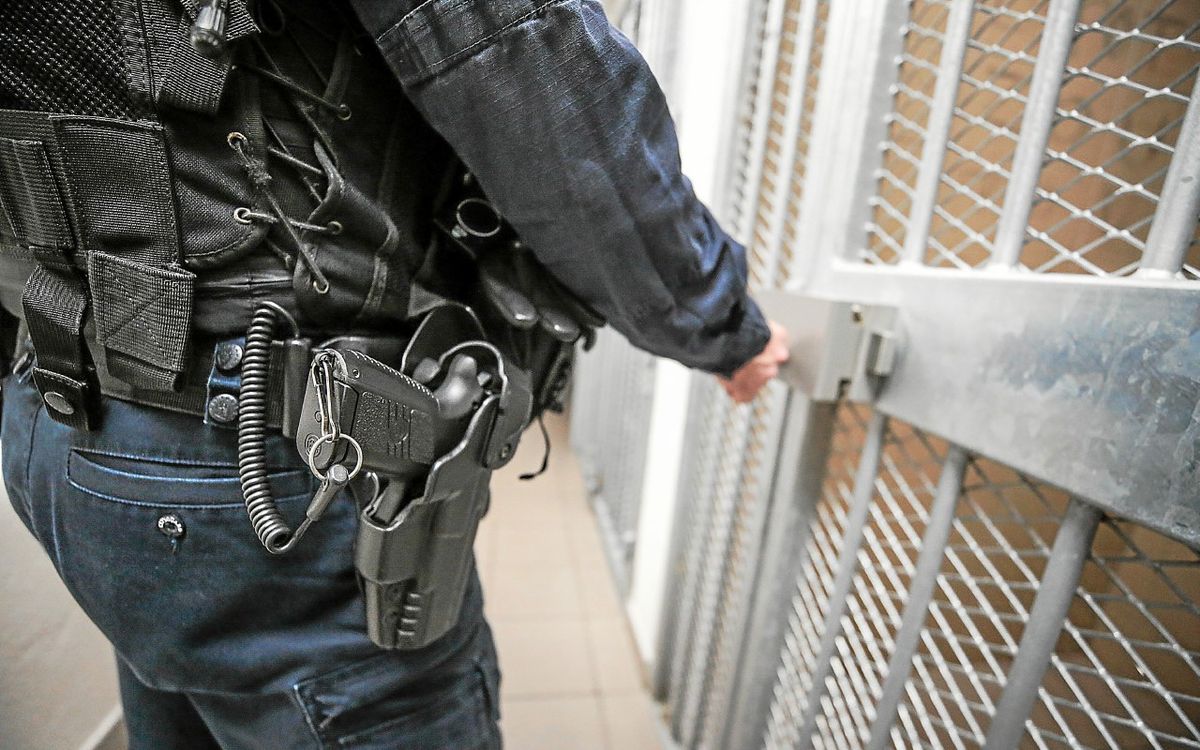 Feu dans une cellule de la prison pour femmes de Rennes : neuf victimes dont trois hospitalisées