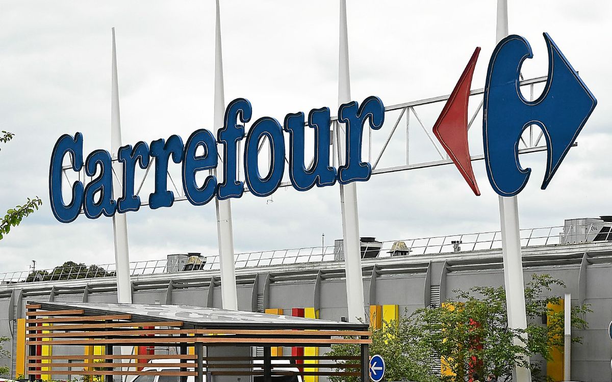 « C’est très dur pour tout le monde » : au Carrefour Alma de Rennes, 240 salariés dans l'incertitude après l'annonce d'un redressement judiciaire