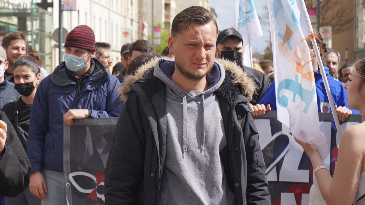 Le député LFI Raphaël Arnault définitivement condamné pour violences volontaires en réunion à Lyon