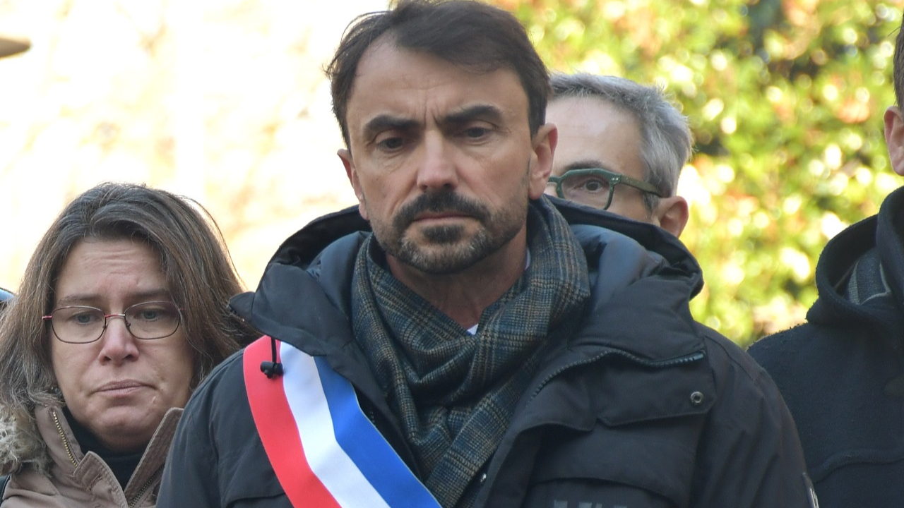 le maire de Lyon bientôt mis en demeure pour ne pas avoir communiqué ses notes de frais ?