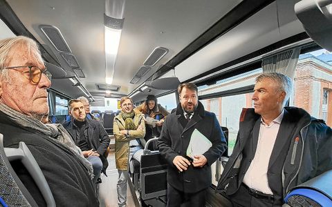 Loïg Chesnais-Girard, président de la Région, veut faire connaître le service qu’offrent les cars BreizhGo. Un budget de l’ordre 195 millions d’euros par an.