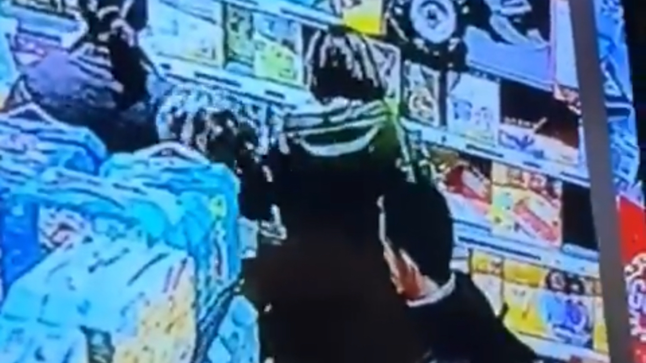 la femme d’un youtubeur bien connu victime d’un vol à Confluence, il diffuse la vidéo pour retrouver le pickpocket