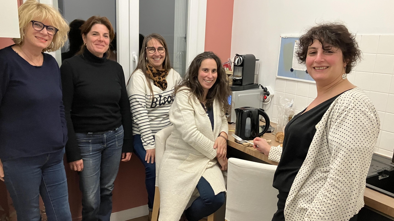 Des psychologues de Tours s’engagent pour la santé mentale des enfants et des parents avec Les Pâtes au beurre