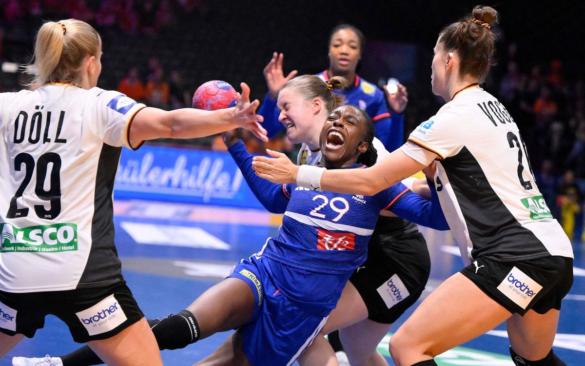 France - Allemagne : maladroites et peu inspirées, les Bleues ne verront pas la finale du Mondial