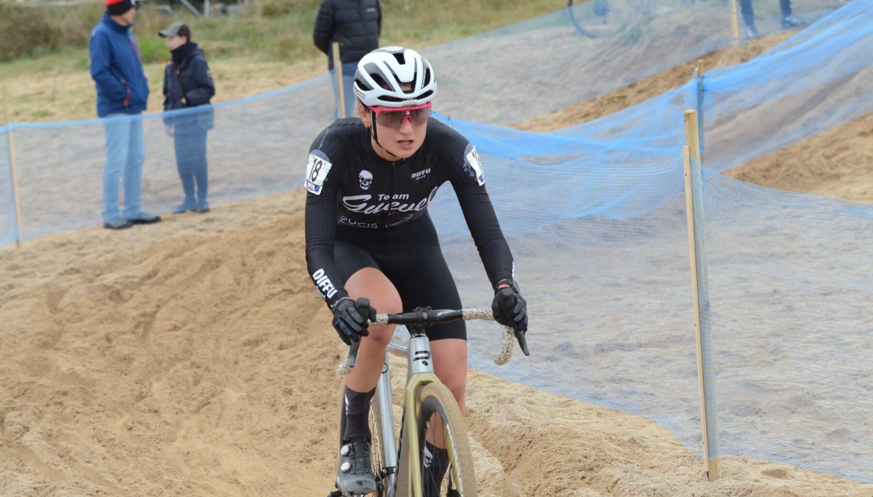 Noémie Garnier retrouve le podium - Actualité