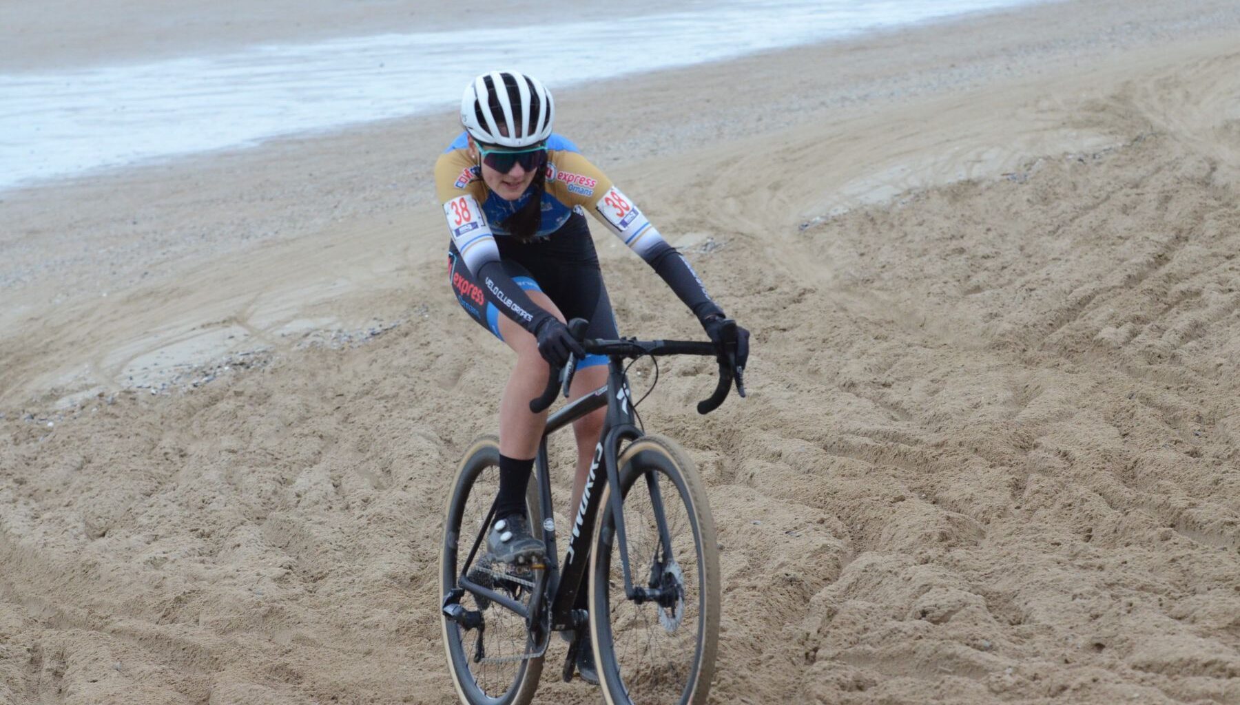 « Je n’ai pas le budget pour faire toute la saison » : Lauriane Duraffourg soigne son retour - Actualité