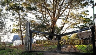 Roches Blanches à Douarnenez : un recours en référé-suspension relatif au dossier examiné au tribunal administratif de Rennes, vendredi 19 décembre