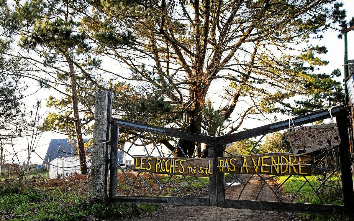 Roches Blanches à Douarnenez : un recours en référé-suspension relatif au dossier examiné au tribunal administratif de Rennes, vendredi 19 décembre