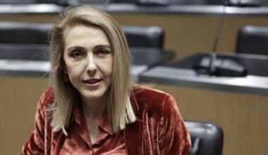 La présidente de Radio France, Sibyle Veil, défend le "pluralisme" du groupe devant les députés