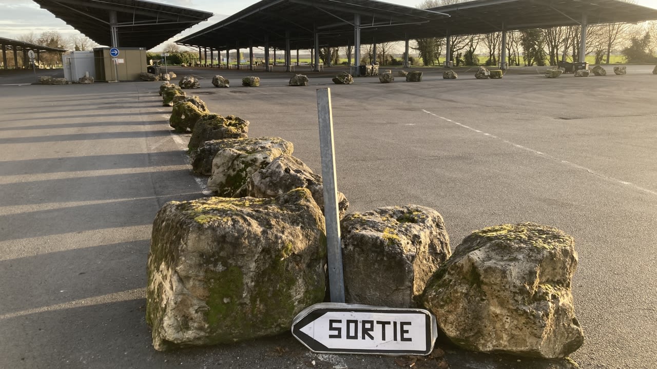 Le centre routier des Minières de Payré est à l’arrêt. Un moment historique.