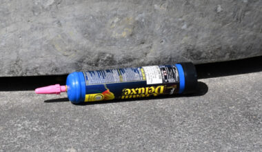 Gaz hilarant : face aux dérives, la préfecture du Rhône bannit le protoxyde d’azote